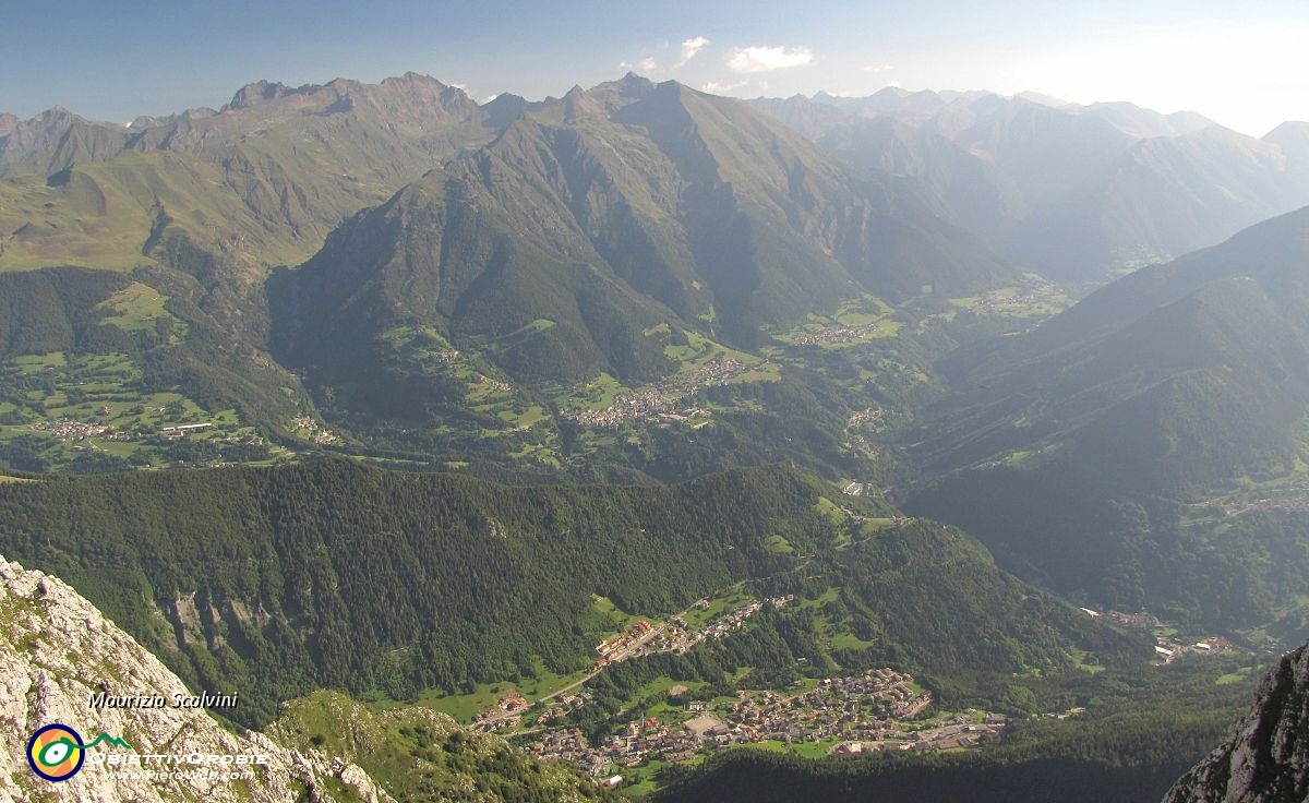 30 Panorama sulla Valle di Scalve....JPG